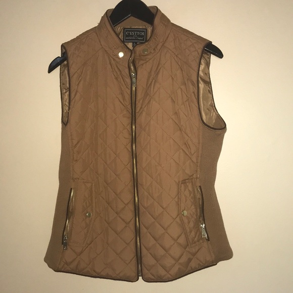 Vest - Picture 1 of 4